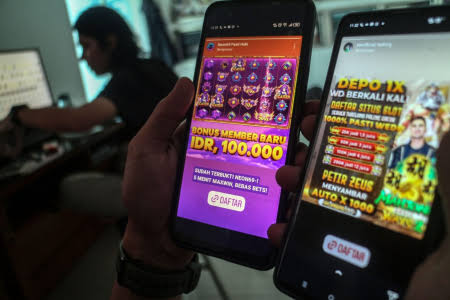 Liburan adalah waktu yang tepat untuk bersantai dan menikmati hiburan, termasuk mencoba peruntungan di slot online yang sedang populer.